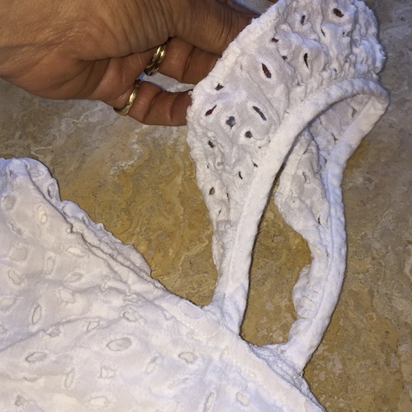 C’isa Bright White eyelet elastic top/waist length - Picture 5 of 8